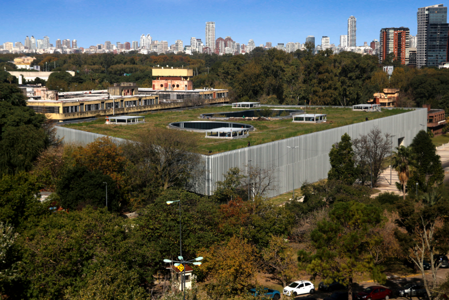 Pabellón Universitario 0 + Infinito