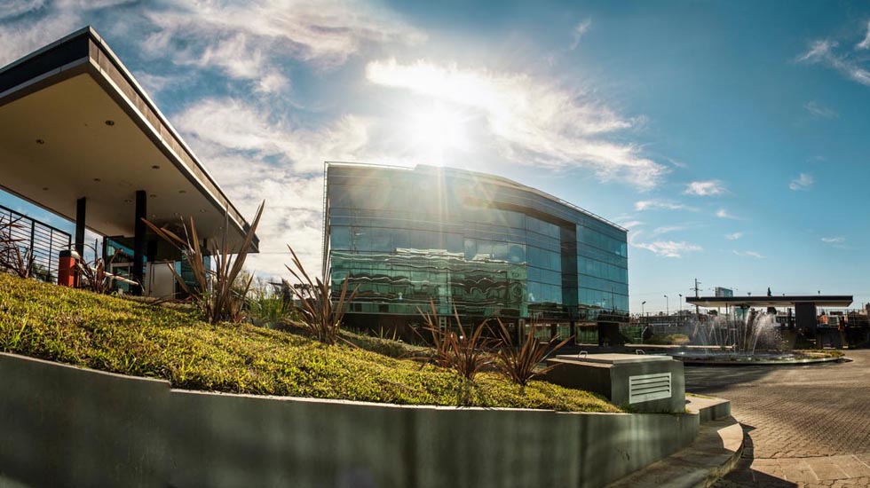 Panamerica. y Thames